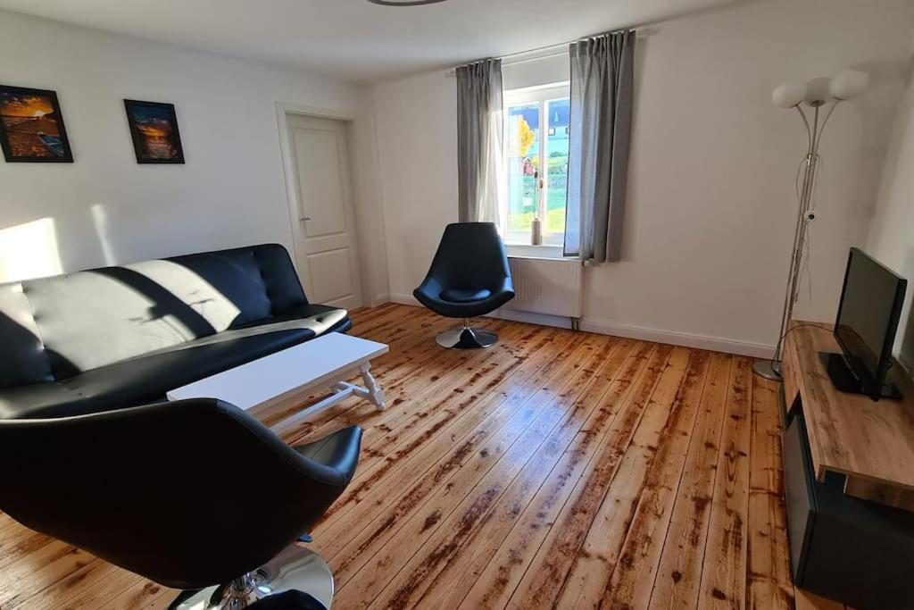 Grosszuegige Wohnung Auf Dem Hof Historischen Muehle Holzhausen  Bagian luar foto